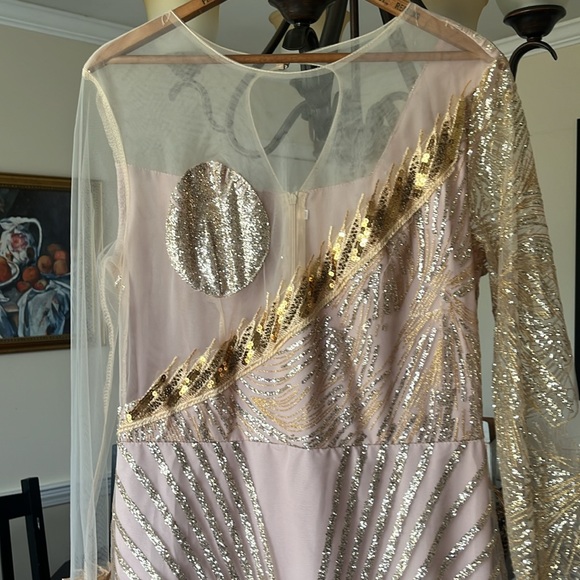 Formal gown-no Brand - Picture 8 of 8